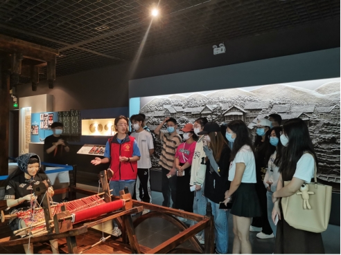 福建泉州体育产品延链成群向高端