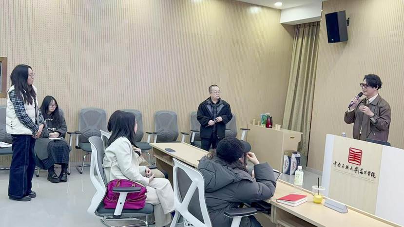 a9ddf7560ed2182322d25994a4f8e918