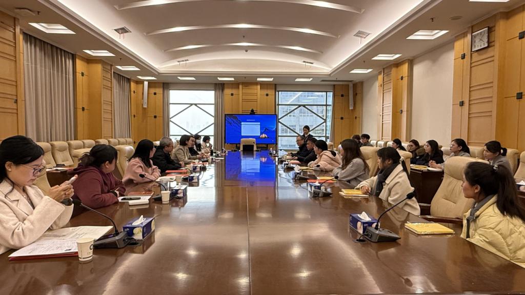 5b876f3e-477b-4902-a8b6-39025a89d4a2