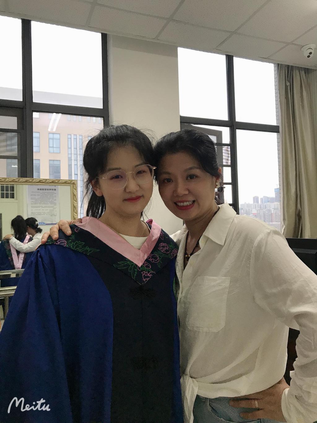 三全育人·微光丨第八届“三育人”标兵、音乐舞蹈学院赵洁玮副教授：教研之光与疗愈之暖的交响