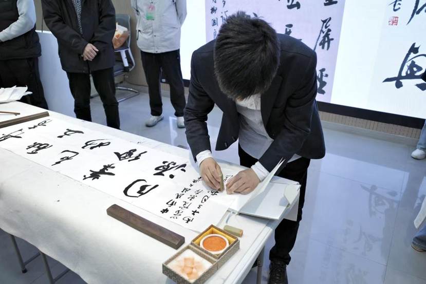 ff87d7dfc8f4d44d6ac94cf19c227d3d